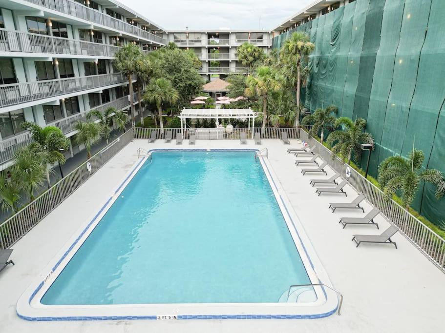 Elegant 1Br Haven In Orlando & 5 Minutes To Disney Appartement Vineland Buitenkant foto